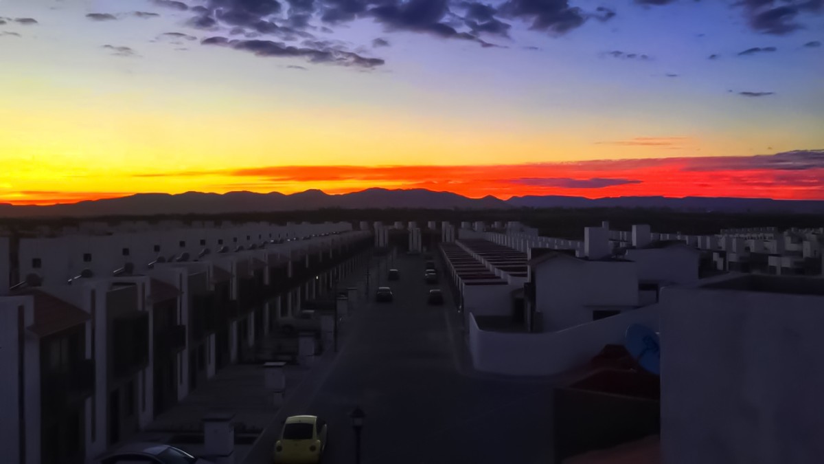CERRO DEL MUERTO FRENTE AL FUEGO