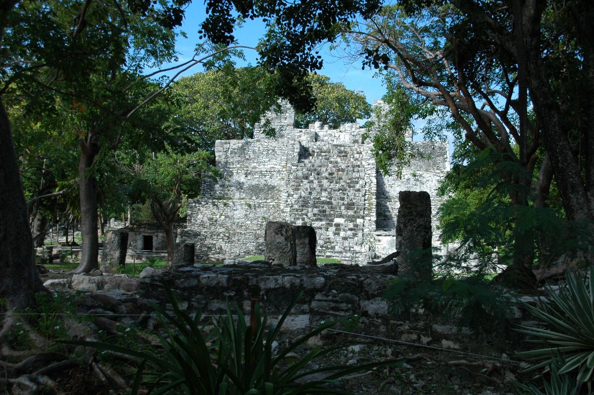 Piramide El Meco.