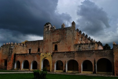 ex convento Fray Bernardino de Siena.Valladolid,Yuc.